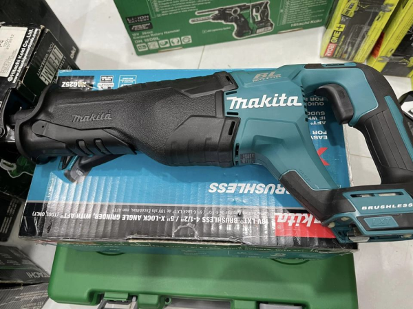 DJR187Z  Máy Cưa Kiếm Dùng Pin(bl)(18v) (không Kèm Pin Sạc)