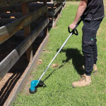 DUR192LZ  Máy Cắt Cỏ Dùng Pin(loop Handle/bl) (không Kèm Pin Sạc)
