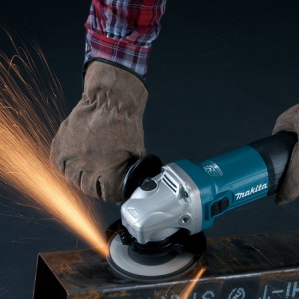 M0920B  Máy Mài Góc(180mm/2200w/công Tắc Bóp)